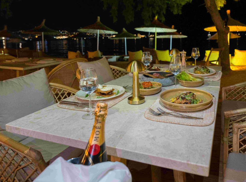 Restoran ve Bar Hizmetleriyle Lezzeti Yakalayın